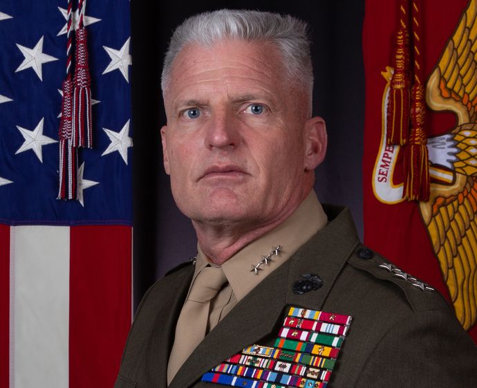 在日海兵隊トップのターナー中将、中国軍機のレーダー照射に「挑発的だ」！