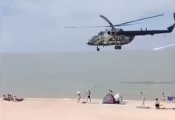 戦争中なのにクリミア大橋が大渋滞？…ロシア軍の足を引っ張る観光客！