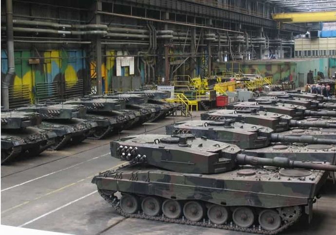 フォルクスワーゲンが戦車工場に？…苦境のドイツ自動車業界の構造改革！