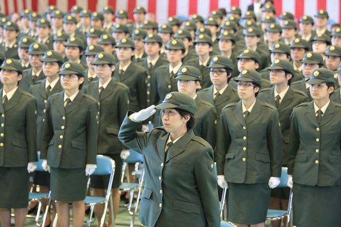 防衛省、女性自衛官の比率「13％以上」目標…WLB推進や子育て支援強化でNATO並み目指す！