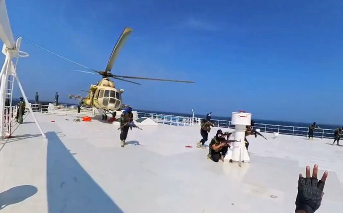 イエメンの武装組織フーシ派、紅海を通航する船舶への攻撃停止表明…スエズ航行再開に期待感！
