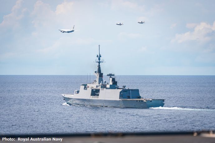 空海での絆を深めるフランスとオーストラリア…両軍部隊が海上で共同訓練を実施！