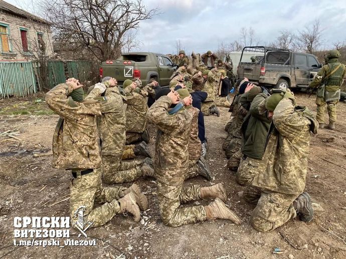 ロシア軍、ウクライナ北東部の高齢村民50人を強制的に連行…ジュネーブ条約違反と非難！