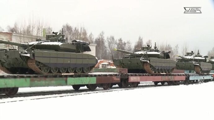 新年を前にロシア軍にT-90M戦車を納入し国家防衛命令の履行完了…ウラルヴァゴンザヴォート社！