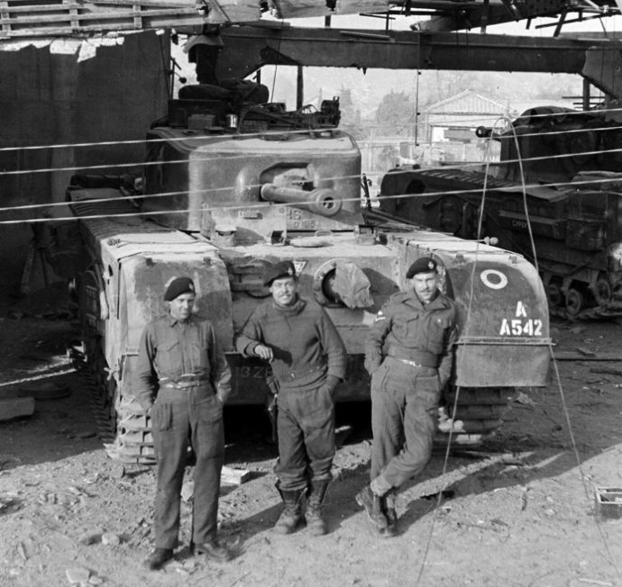朝鮮戦争に派遣された英陸軍第7戦車連隊C中隊のMk.VII チャーチル・クロコダイル戦車！