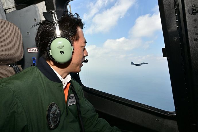 小泉防衛相、自衛隊員の待遇改善訴え「日本のために働いているんだから」「個室や空調設備とか」！