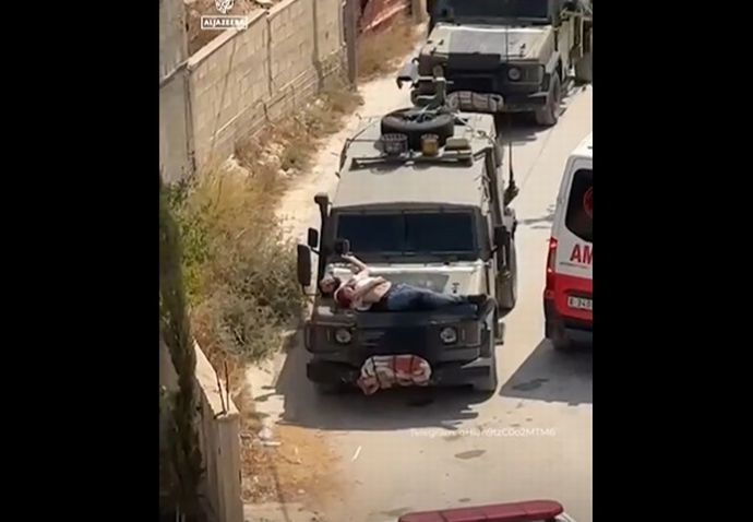 「人間シールド作戦」イスラエル軍がパレスチナ人男性を軍用ジープに縛り付ける！