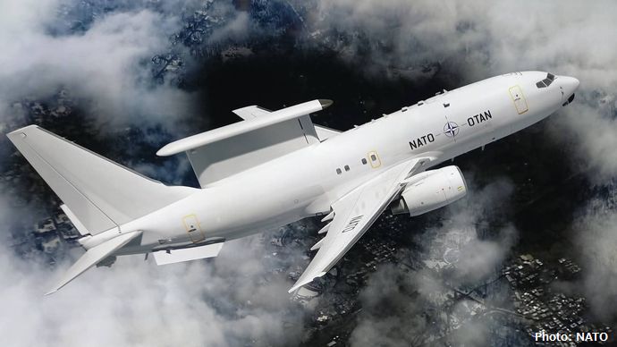 「もう皿回しません」NATOが早期警戒管制機E-3の後継に最新型E-7「ウェッジテイル」を選定！