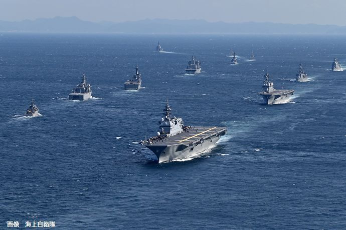 防衛省、今秋の観艦式の中止を検討　中ロなどへの警戒監視対応逼迫で！