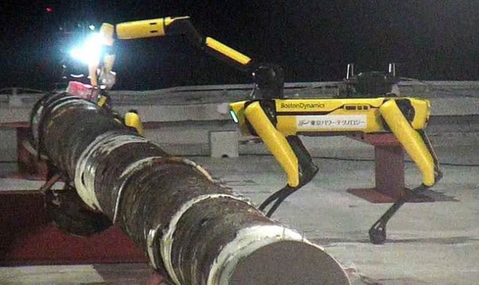 福島第１原発の高線量作業に犬型ロボット「スポット」を活用…人が近づけない場所での調査や測定！