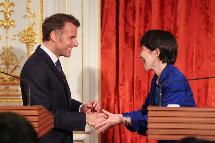 米中覇権に頼らない戦略を、マクロン大統領が日仏協力訴え！