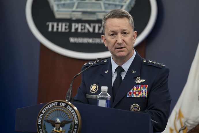 米軍首脳、トランプ政権が策定中の「国家防衛戦略」草案に懸念表明…対中国より国内問題優先で！