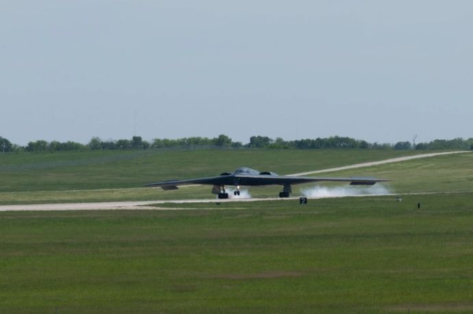 j9