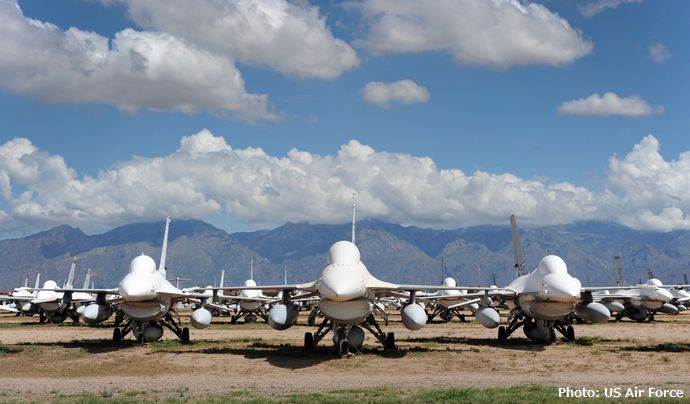 ウクライナへのF-16戦闘機配備まで1年半、新しい機体は最大で6年かかる…米国防総省高官！