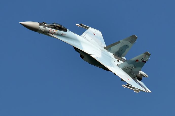 Su-35戦闘機導入はイラン空軍の新時代の到来…今後数年間でF-14を段階的に廃止する予定！