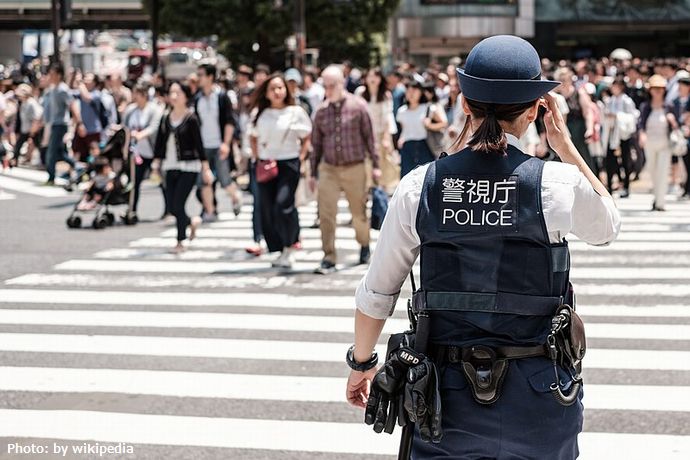 女子警察官_(40577746090)