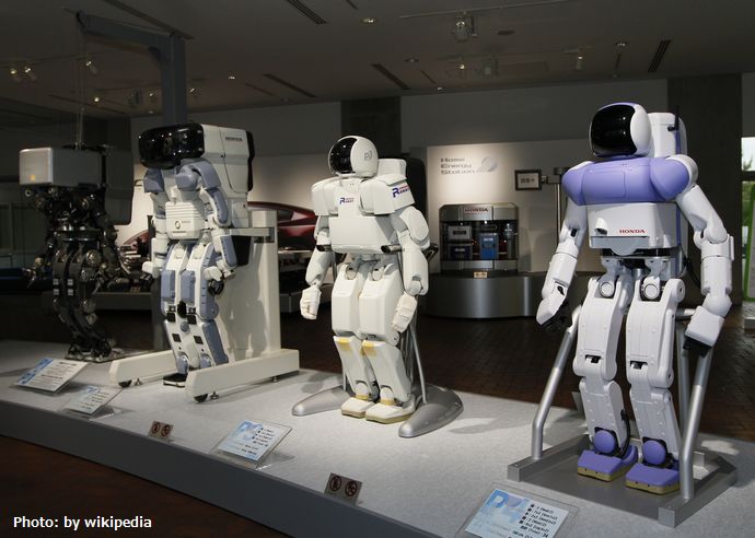 科学誌ネイチャー「日本のロボット工学は死にかけている。文科省役人がお友達のため私学文系優遇した結果だ」！