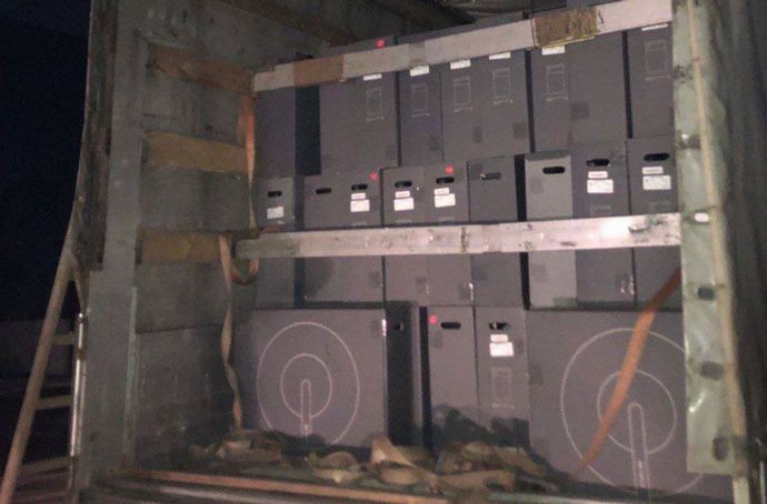 イーロン・マスクがウクライナの激戦地でネットを遮断して年580億円を要求！