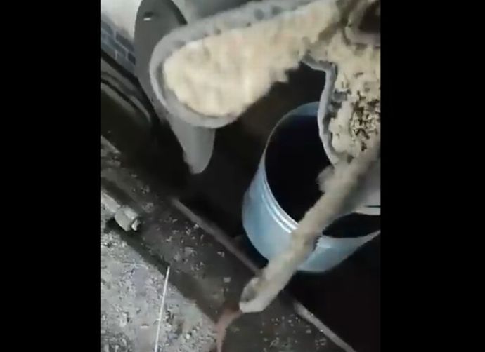 ロシア動員兵、BTR装甲兵員輸の燃料タンクに砂入れてサボタージュ！