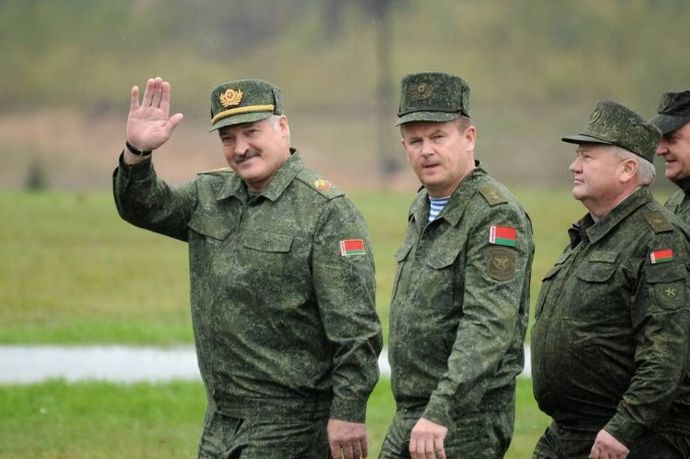 ベラルーシ駐留のロシア軍部隊1万人が完全撤退…ウクライナ北東部の激戦地に配置転換！