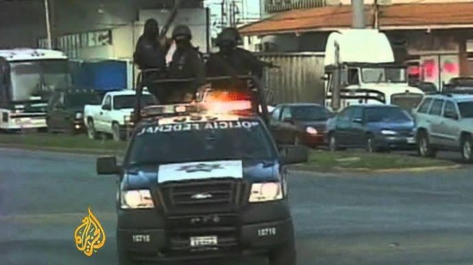 5人の首なし遺体を路地で発見、麻薬カルテルが関与か…メキシコ中部！