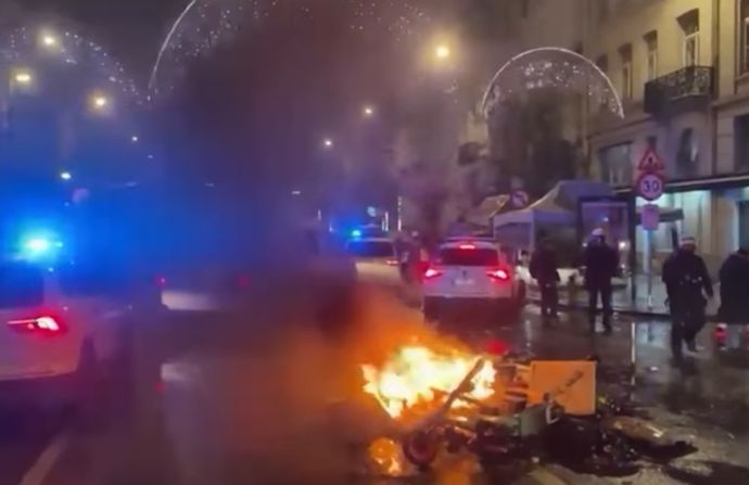 FIFA世界ランク2位のベルギー、モロッコ敗戦に本国で暴動が発生…警察が催涙ガスなどで応酬！