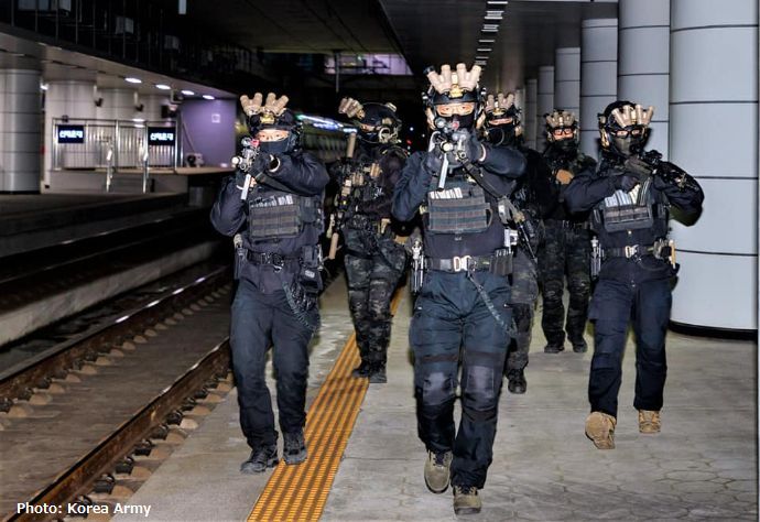 韓国陸軍第53歩兵師団が地下鉄駅でテロ対策実践訓練を実施！