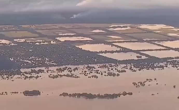 ウクライナ、巨大ダ決壊で農地「砂漠化」も…南部での穀物収穫に大打撃！