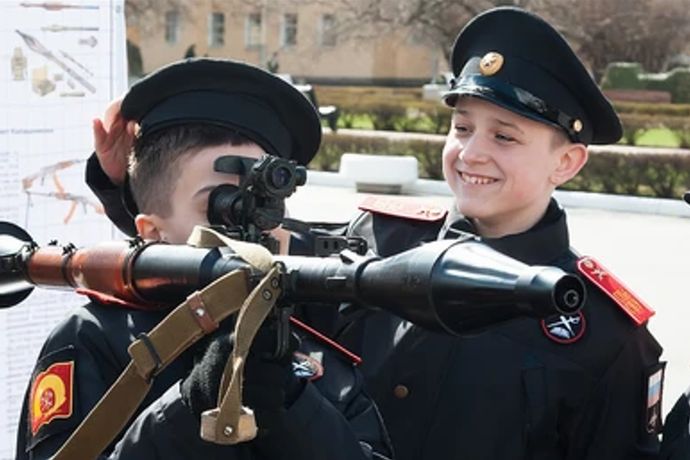 ロシア軍に連れ去られた子供約2万人、帰還1割…兵士に再教育も！