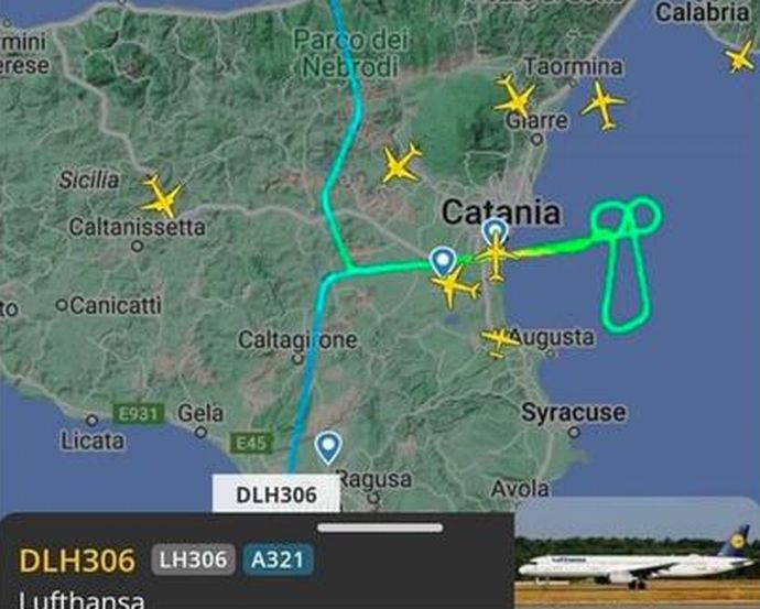 ルフトハンザ航空のパイロットが「イラついて」空に描いた挑発的な落書きとは？！