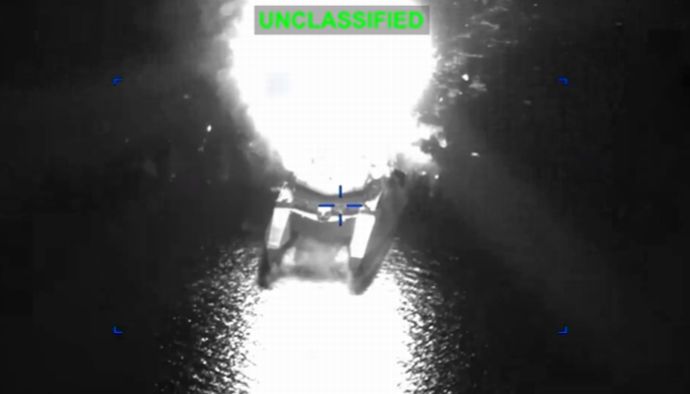 イランがホルムズ海峡に機雷設置か、米軍はイランの機雷敷設艦16隻を撃破したと発表！