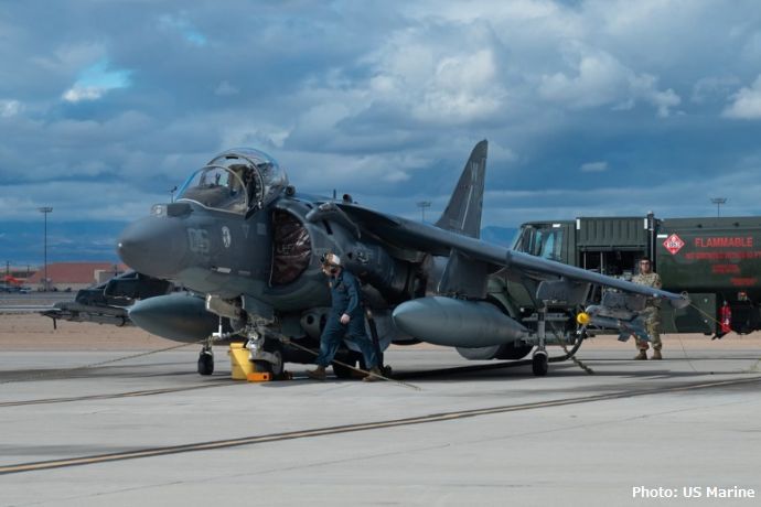 米海兵隊のAV-8Bハリアー攻撃機が陸海空軍連動のグリーン・フラッグ演習を支援！