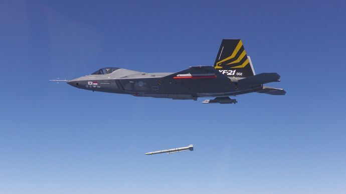 ポーランドが韓国型戦闘機「KF-21」事業に参加したいと公式に表明！
