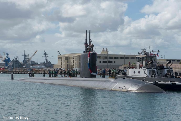 米海軍のロサンゼルス級原子力潜水艦「スプリングフィールド」が横須賀基地に入港！
