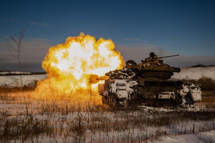 ロシア人ブロガー「橋頭保に突撃した車両の9割が失われ損失は敵の5倍…失敗から学ばないのか」！