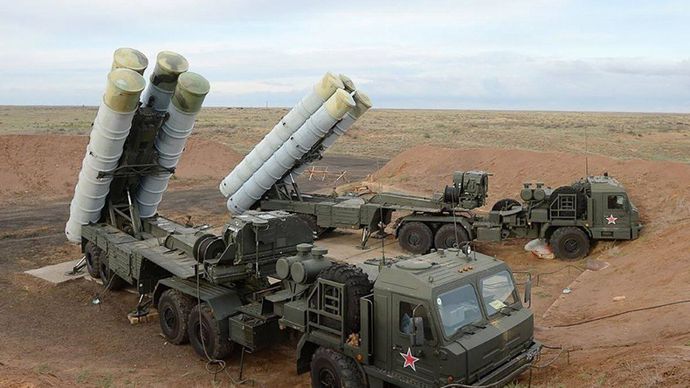 クリミア半島のロシア軍防空網弱体化か、長距離地対空ミサイル発射機4基失う…ウクライナ軍が長射程兵器を使用か！