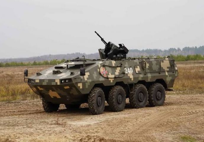ウクライナ軍、BTR-60を近代化改修した新型装甲車「コルンジイ」の配備開始…紙装甲→高性能鋼板、ゴミエンジン→新型に！