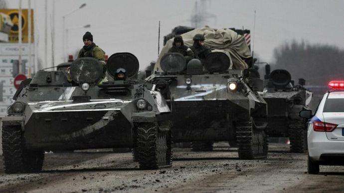 ウクライナ軍、ロシア軍の猛攻を受ける東部要衝バフムトに部隊を増派…攻防激化で市民4500人孤立！