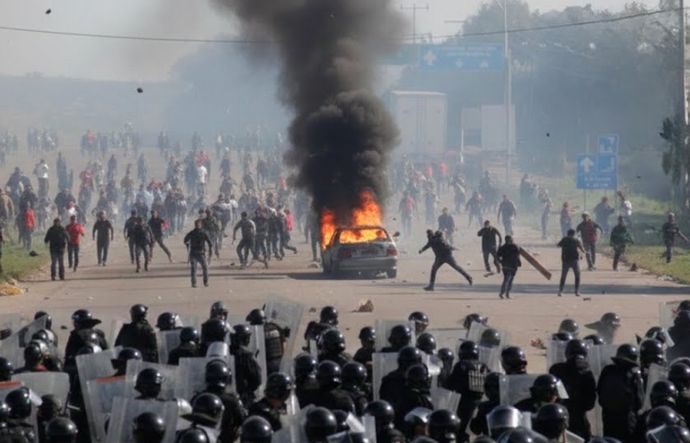 イランの抗議デモが28州に拡大、これまでに36人死亡2000人以上拘束…トランプ大統領は介入示唆！