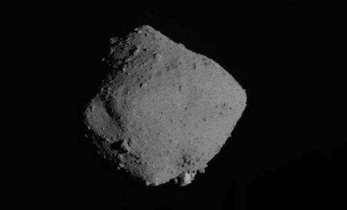 小惑星りゅうぐう採取試料から「塩」を発見…物質の進化解明に期待！