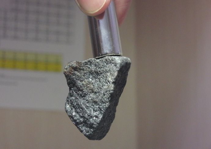 東京大学教授「日本はレアアースを国家備蓄する必要」…中国輸出規制で！