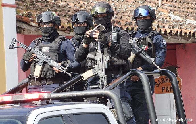 メキシコ、市長選候補者が生配信中に撃たれて死亡…ライブ配信が惨劇に！