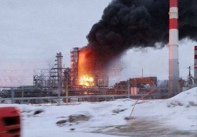 ウクライナがロシア製油所に連日のドローン攻撃、2日間で石油処理能力を10％余り失う！