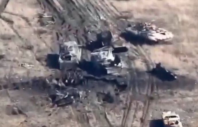 両軍の車両損失数、ロシア軍1万4000両、ウクライナ軍5000両…ロシア軍連隊、アウジーウカ西方で車両84両失う！