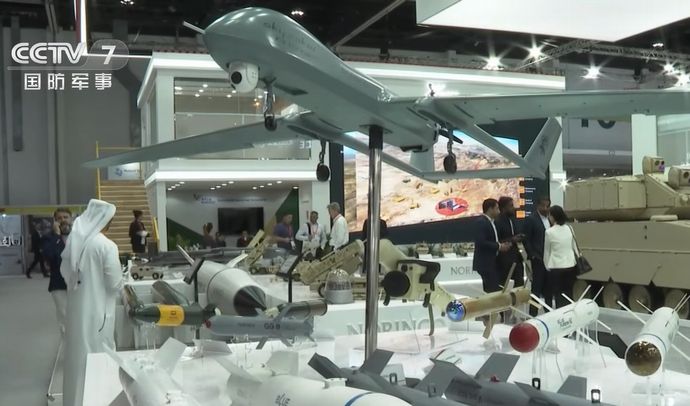 中国がロシアに自爆型ドローンを売却か、国内で量産も計画…月に100機を製造！
