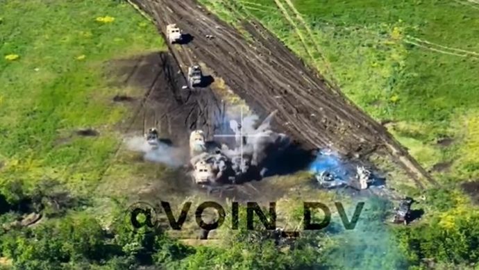 次々と地雷にやられるウクライナ軍の戦車やMRAP装輪装甲車…ザボリージャ方面！