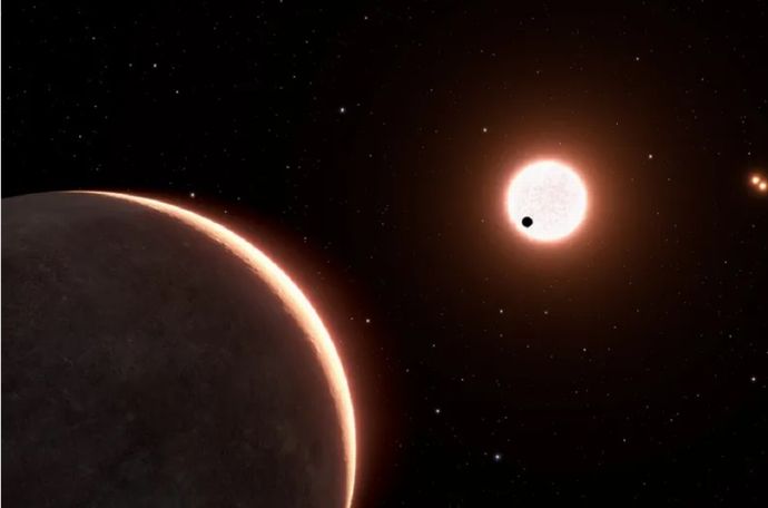 わずか22光年先の三重連星系内に地球型惑星を発見…ただしピザ用オーブンより高温！