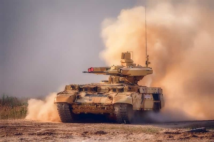 ウクライナ軍の小型ドローン、ロシア軍の数少ない戦車支援戦闘車両「ターミネーター」を破壊！