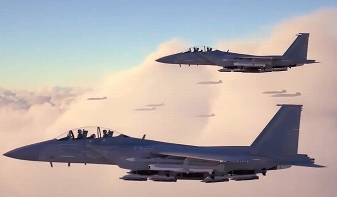 ボーイング…最新型戦闘機F-15EXは、先進的なコックピットシステムや有人無人連携能力などの優れた戦闘能力を装備！