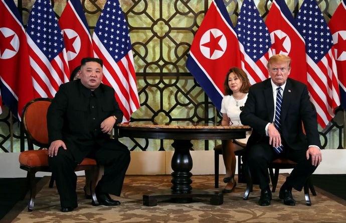 トランプ前米大統領「あの野郎(金正恩)は機会があれば私の腹にナイフを刺すだろう」と発言！